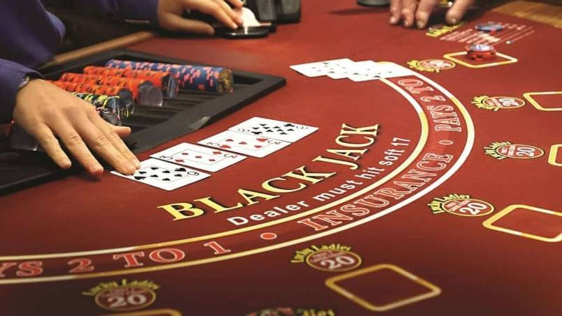 Nâng cao kỹ thuật rút bài trong blackjack